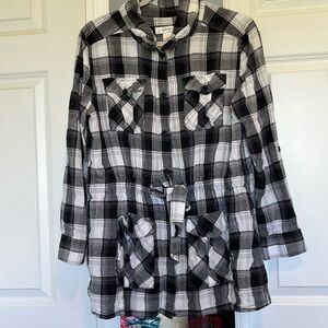 Women’s Christopher & Banks purple gray plaid button up size large